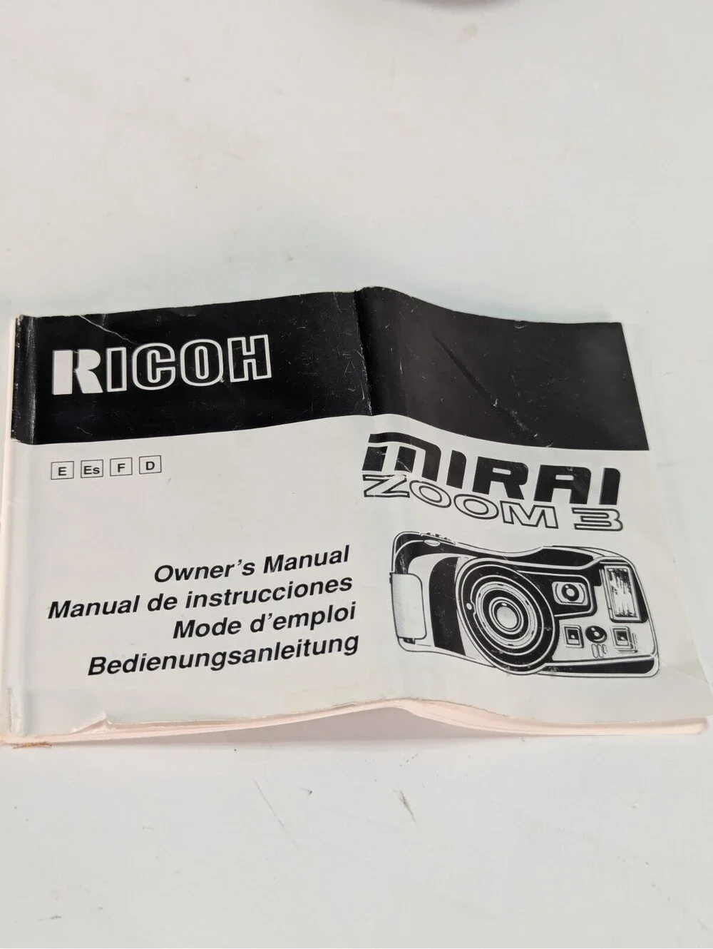 RICOH Mirai AF Zoom 35mm 35-135mm Macro Film Camera Power TESTED W Manual & Case